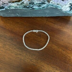 Elegant 14k Gold Diamond Tennis Bracelet